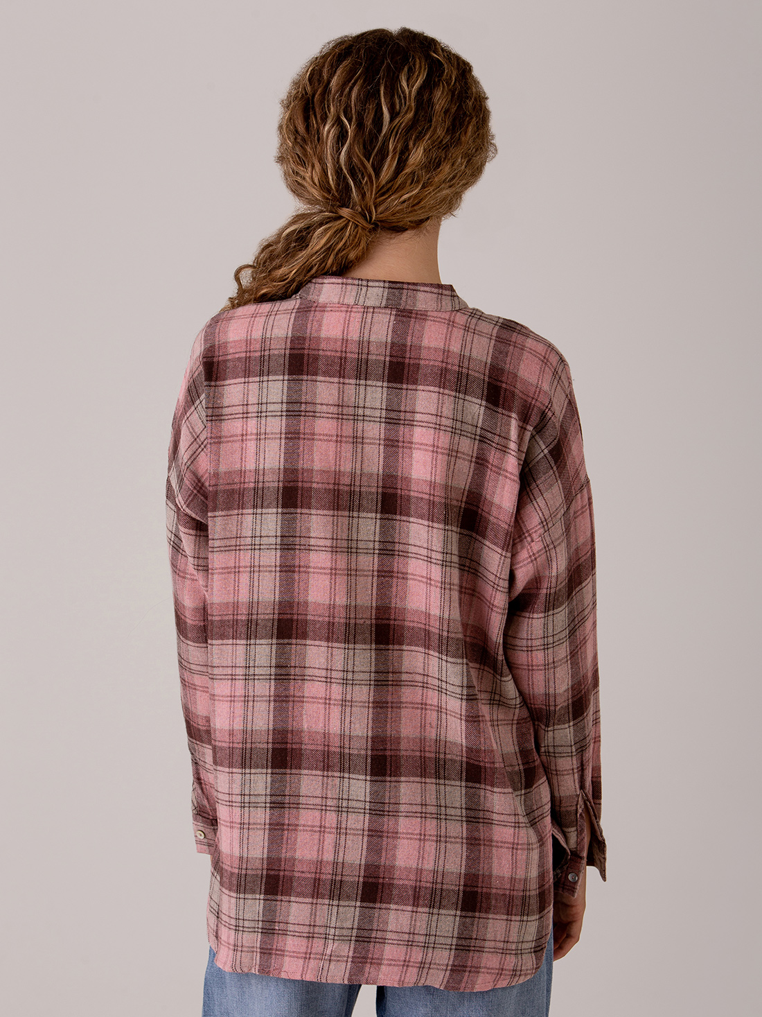 Detailansicht von Oversize Karohemd aus Baumwolle von JC SOPHIE