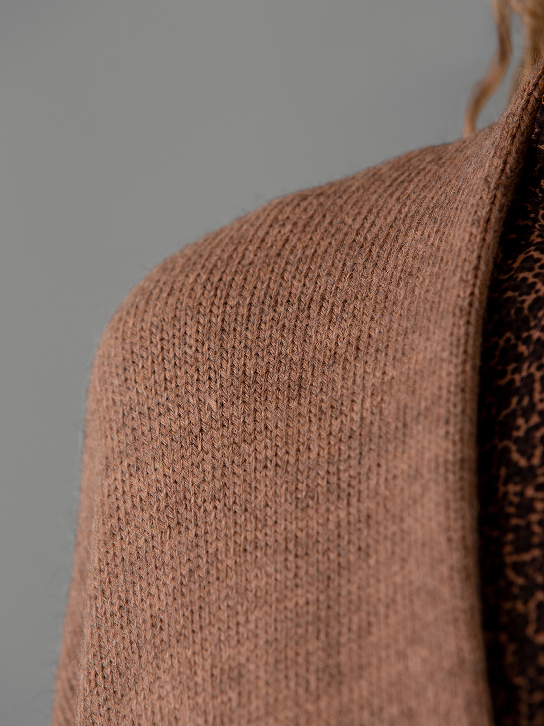 Detailansicht von Cardigan von SIBIN LINNEBJERG