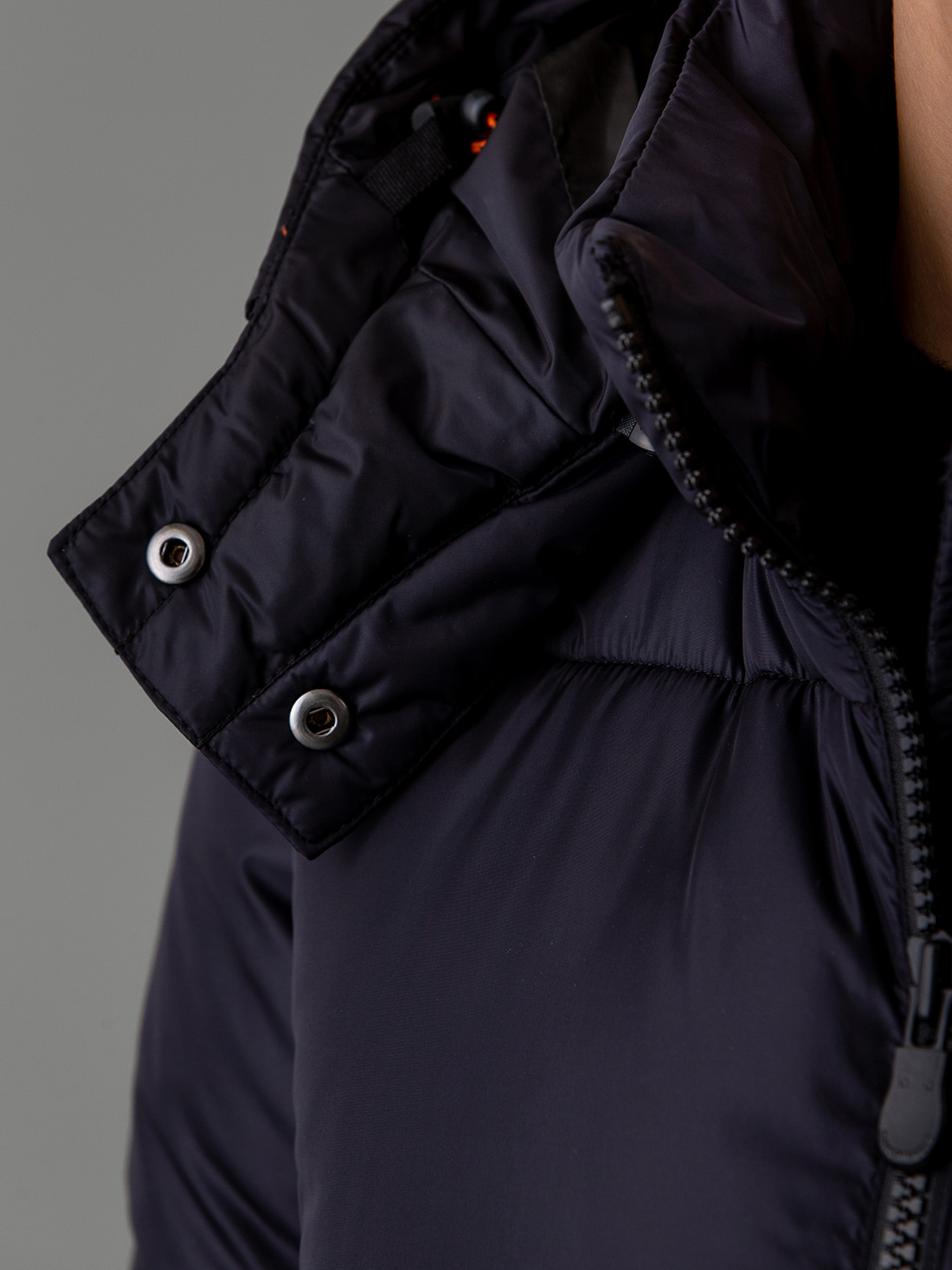 Detailansicht von Steppmantel von SAVE THE DUCK