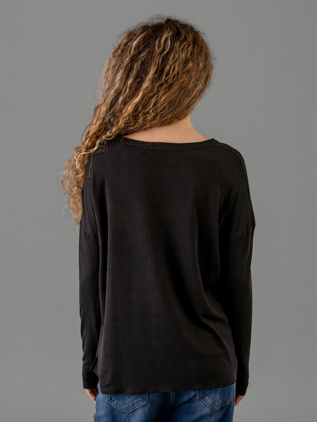 Detailansicht von Langarmshirt von PUROTATTO