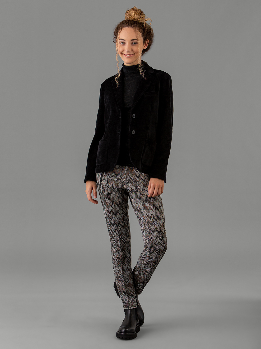 Detailansicht von Samtblazer aus Baumwolle von CIRCOLO