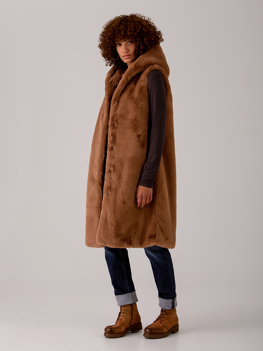 Detailansicht von Kunstfellweste von BOMBOOGIE