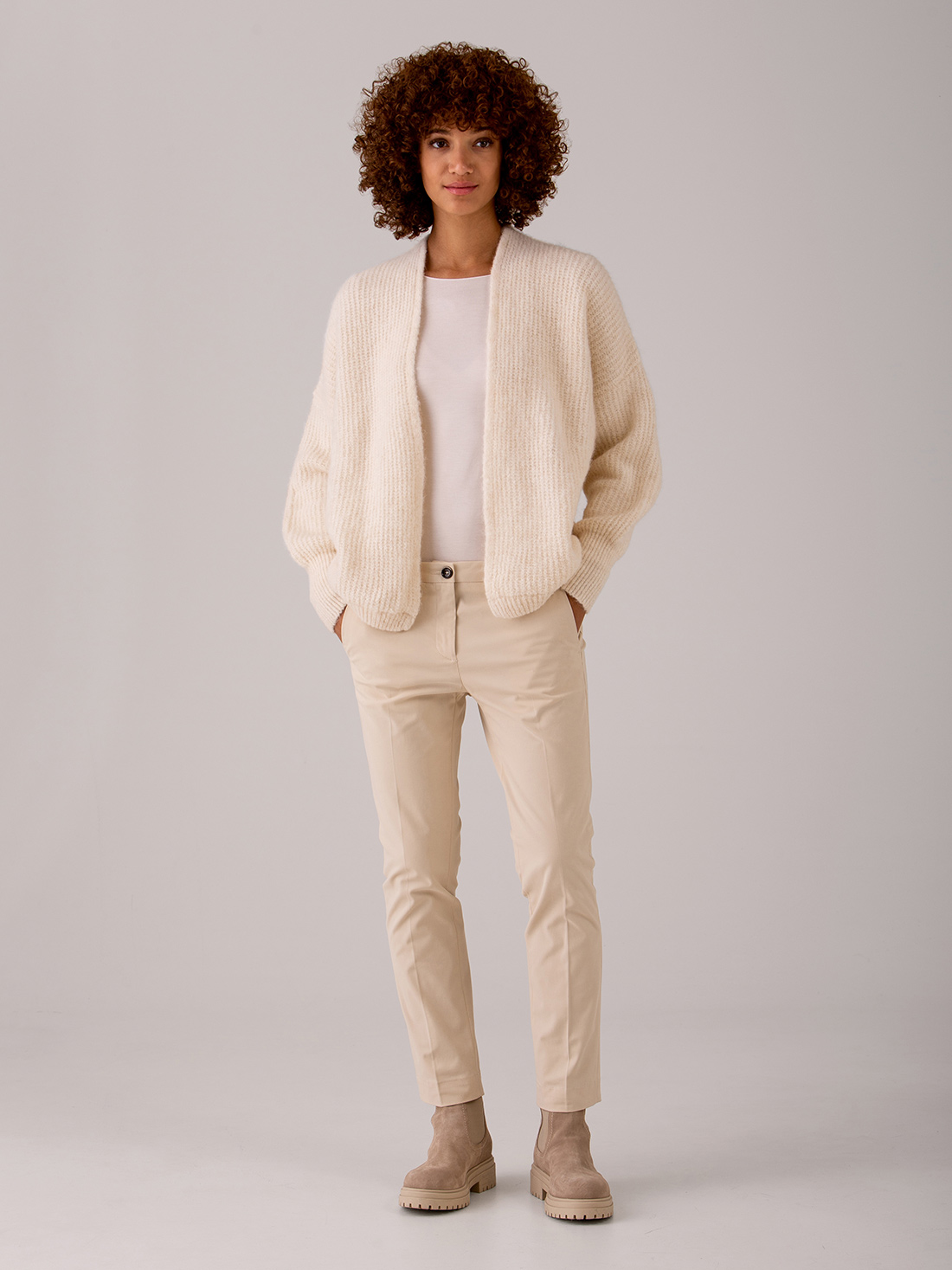 Detailansicht von Chinohose aus Baumwolle von NINE IN THE MORNING