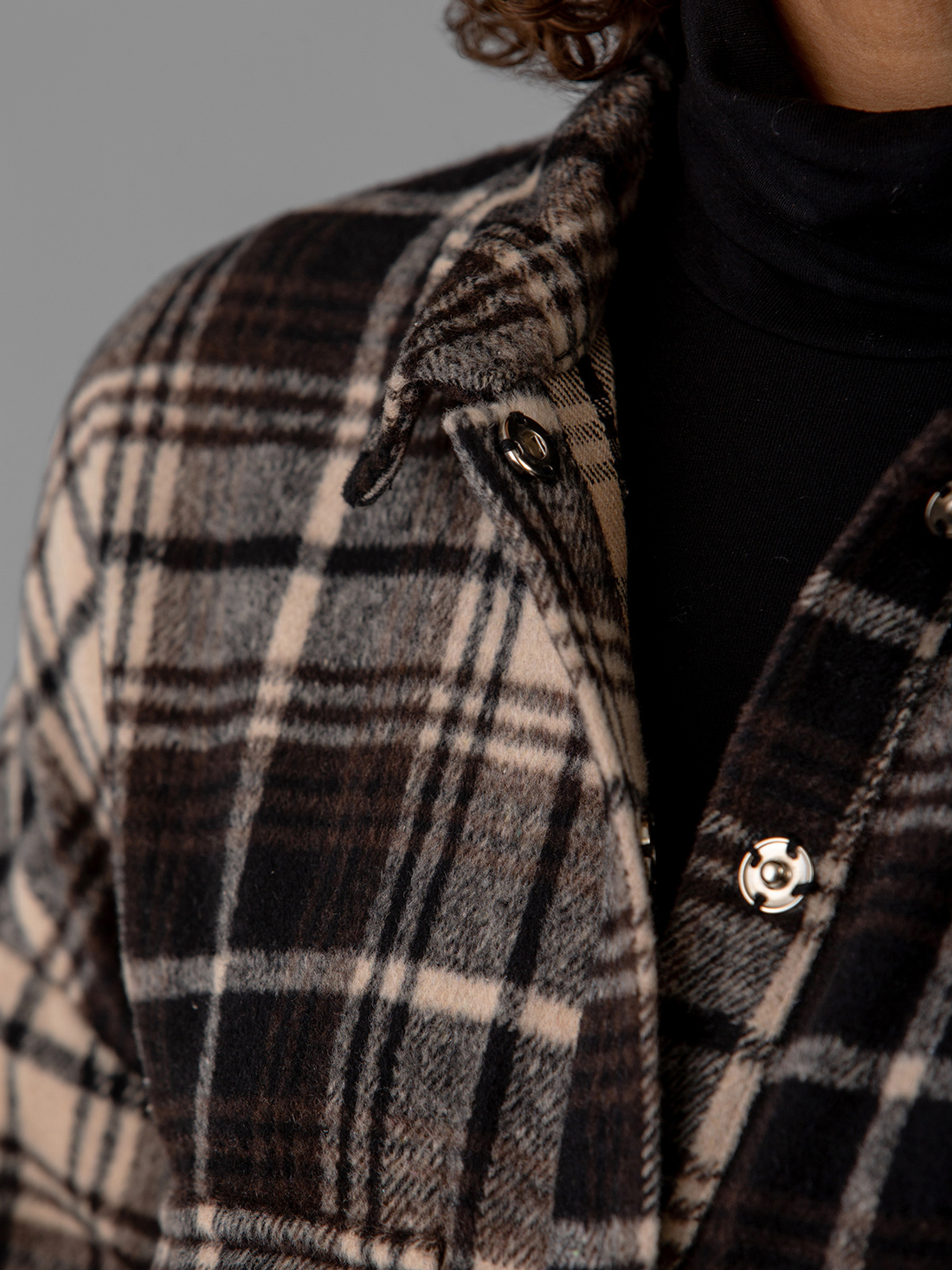 Detailansicht von Oversize Karohemd von JC SOPHIE