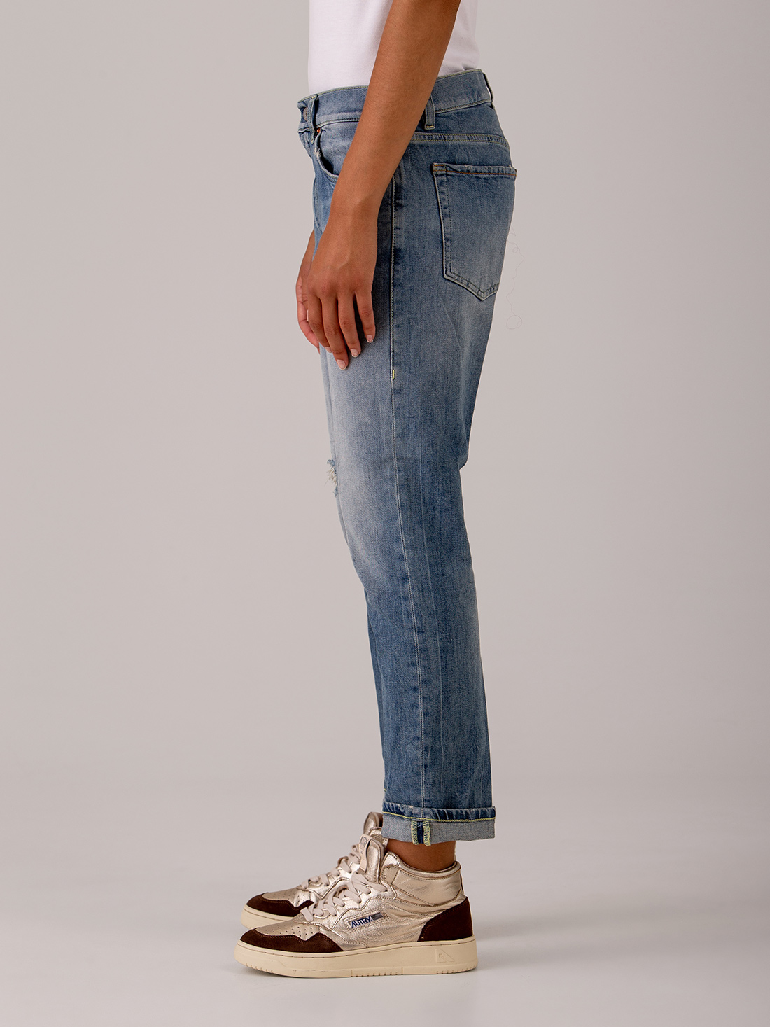 Detailansicht von Carrot Fit Jeans von DONDUP