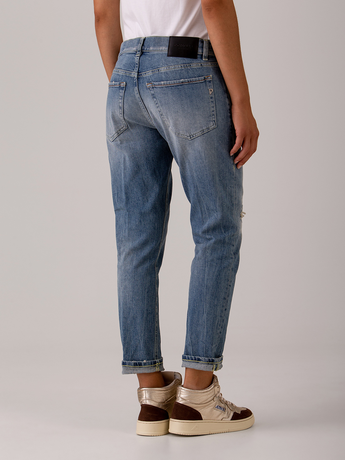 Detailansicht von Carrot Fit Jeans von DONDUP