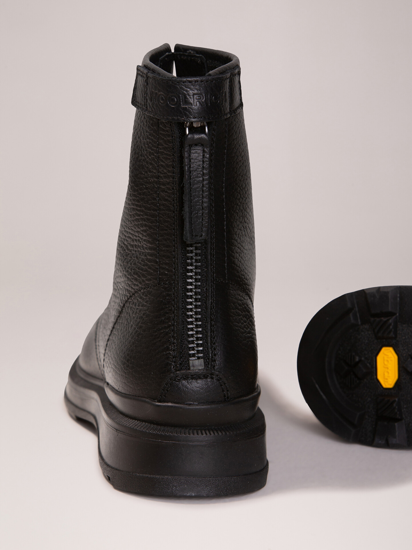 Detailansicht von Chunky-Boots aus Leder von WOOLRICH