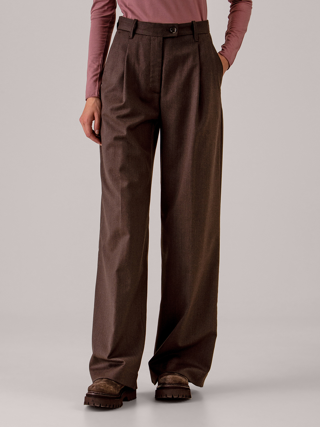 Detailansicht von Weite Hose mit Bundfalte von NINE IN THE MORNING