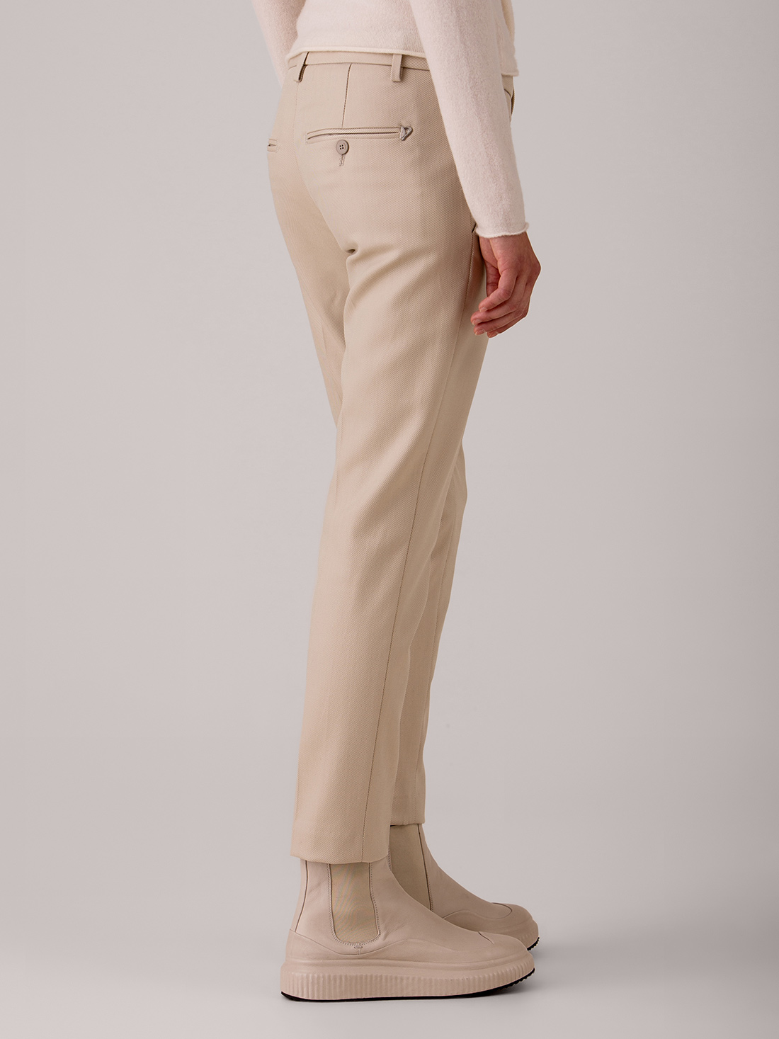 Detailansicht von Chinohose aus Schurwolle von DONDUP