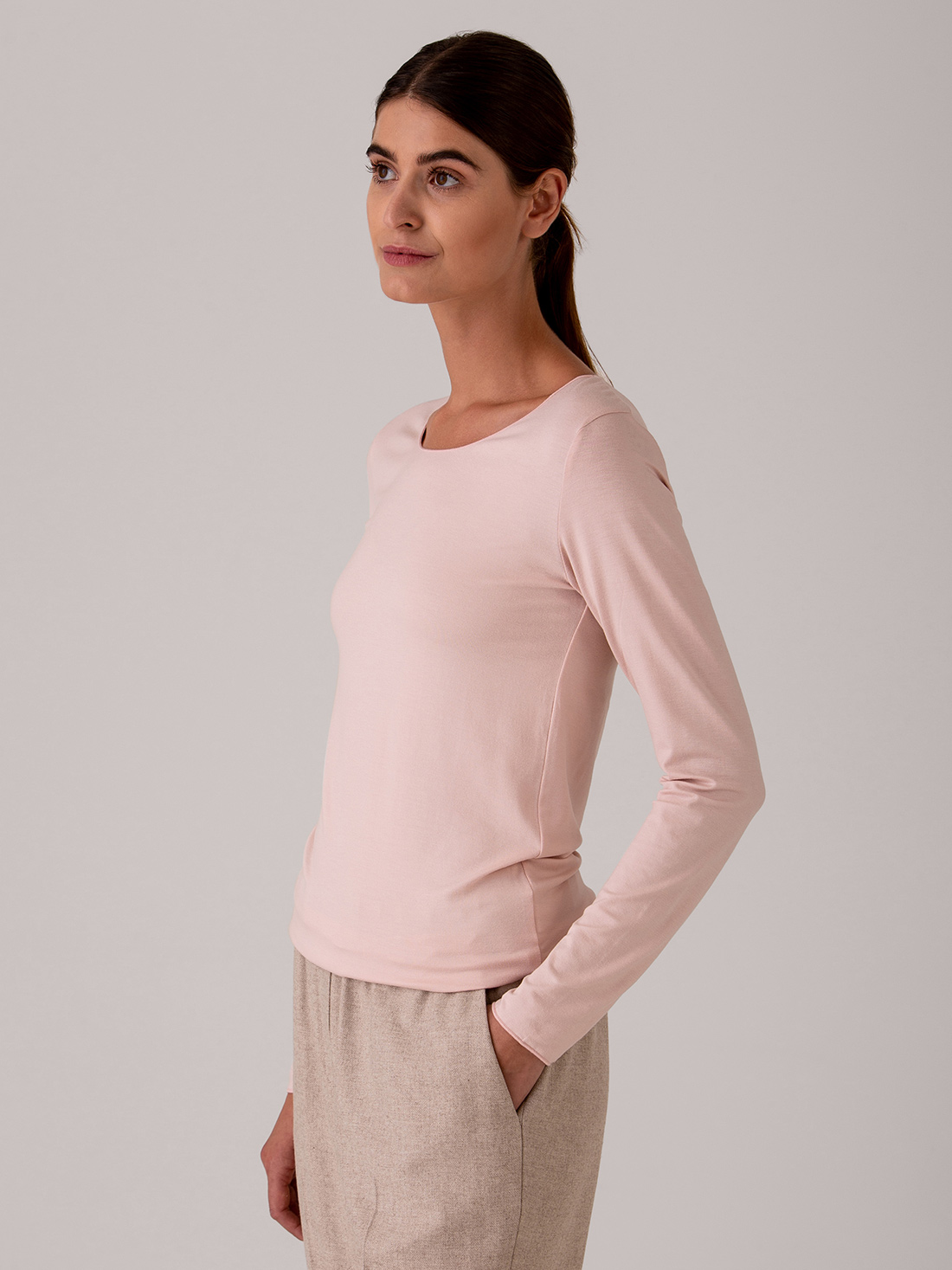 Detailansicht von Langarmshirt von MAJESTIC