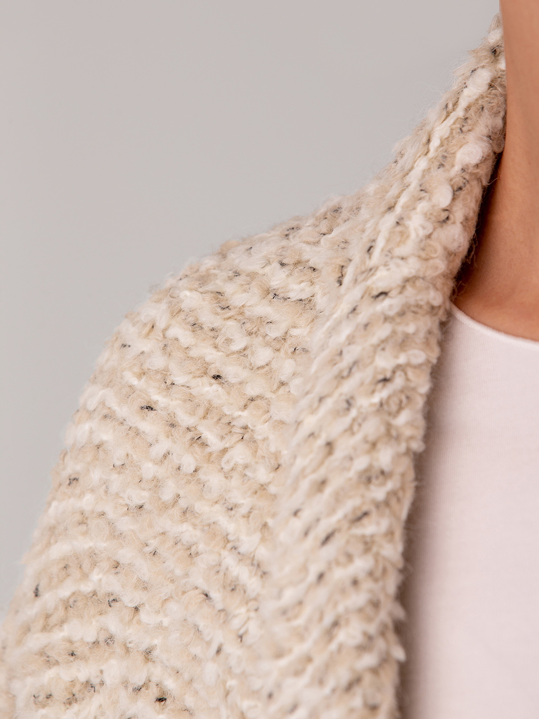 Detailansicht von Strickmantel von DRYKORN