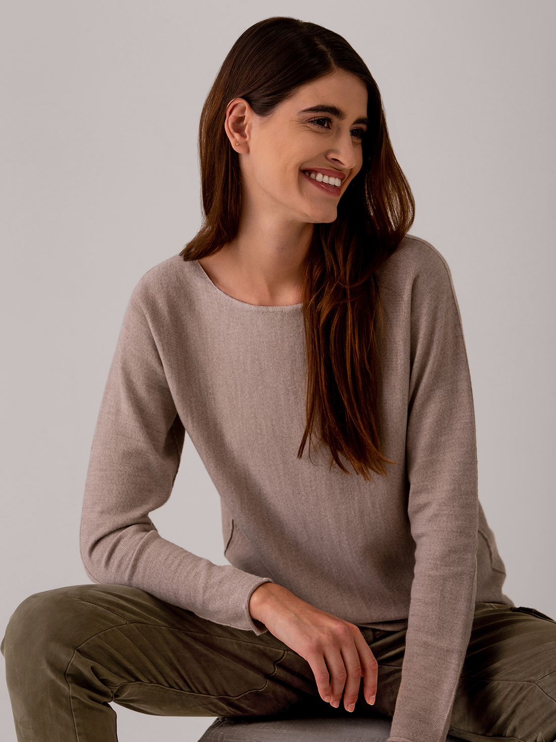 Detailansicht von Leichter Pullover aus Merinowolle von BELLAMY