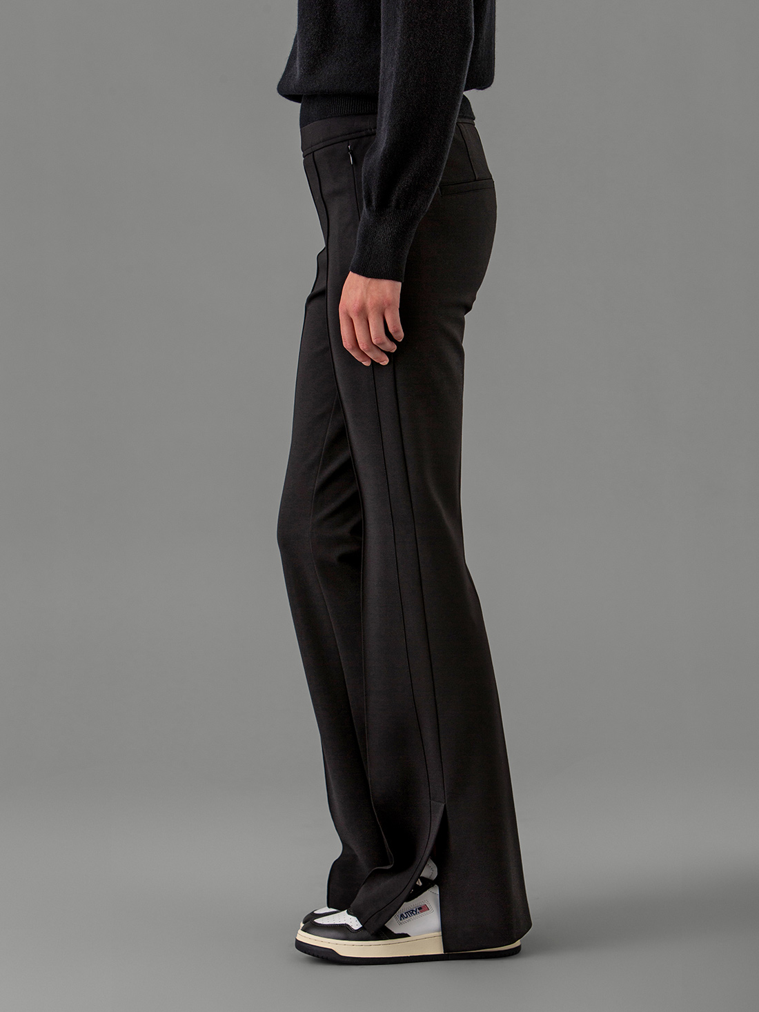 Detailansicht von Bootcut Hose von CAMBIO