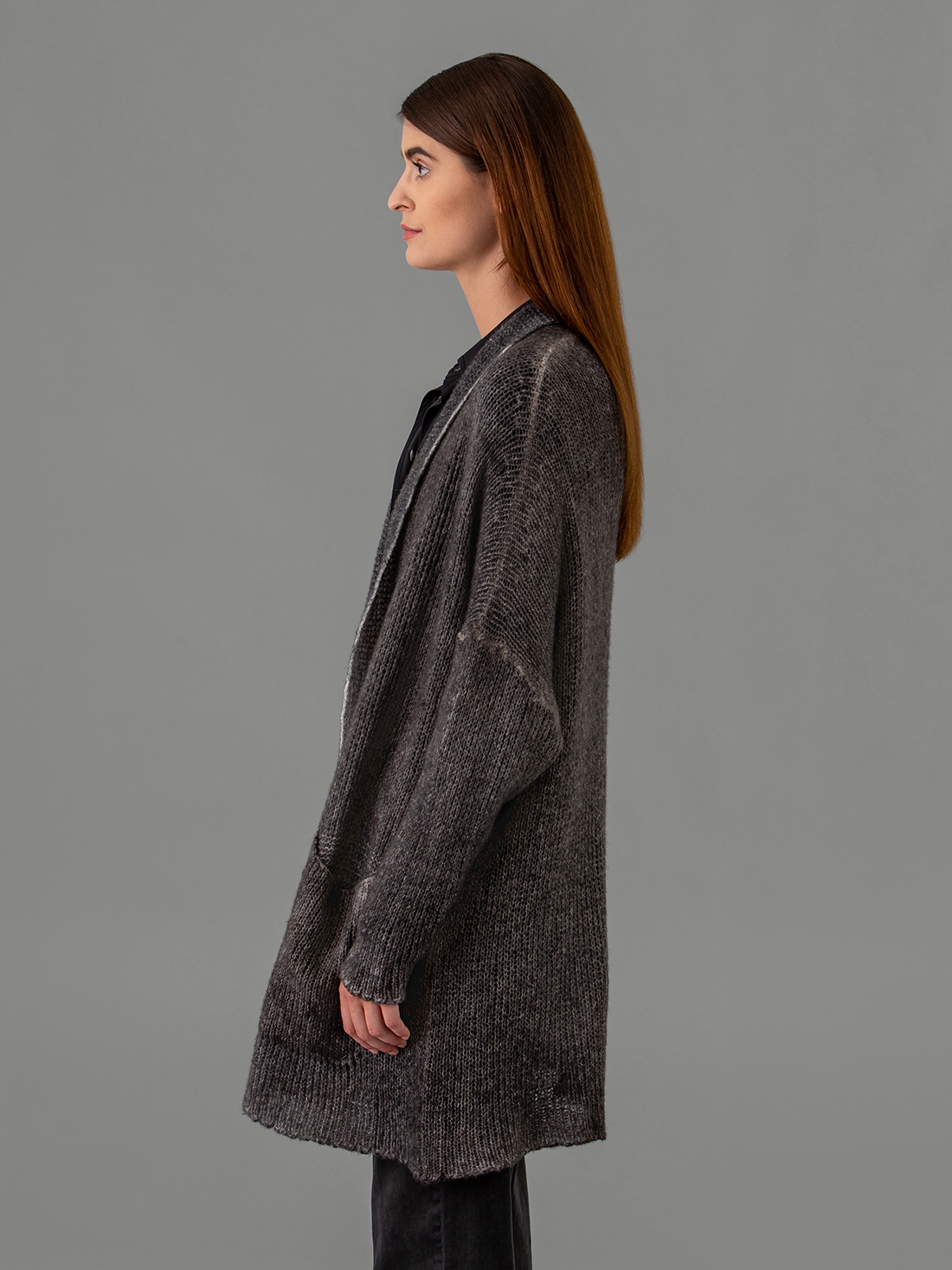 Detailansicht von Cardigan aus Cashmere von AVANT TOI