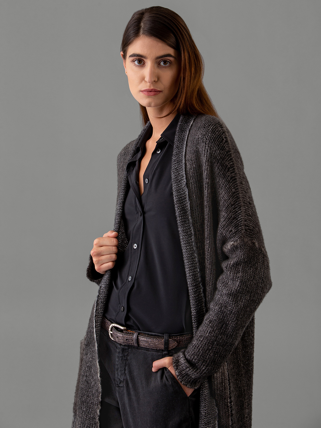 Detailansicht von Cardigan aus Cashmere von AVANT TOI