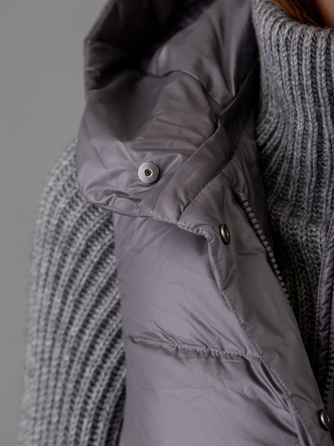 Detailansicht von Daunenweste von LIS LAREIDA