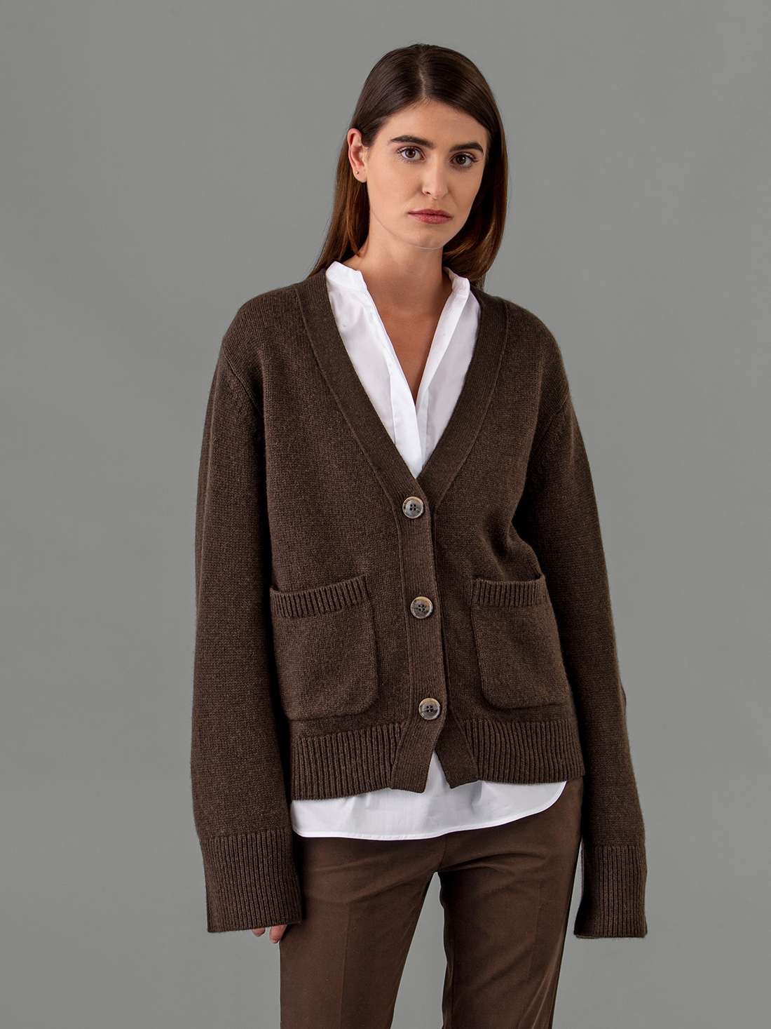 Detailansicht von Strickjacke aus Cashmere von LISA YANG