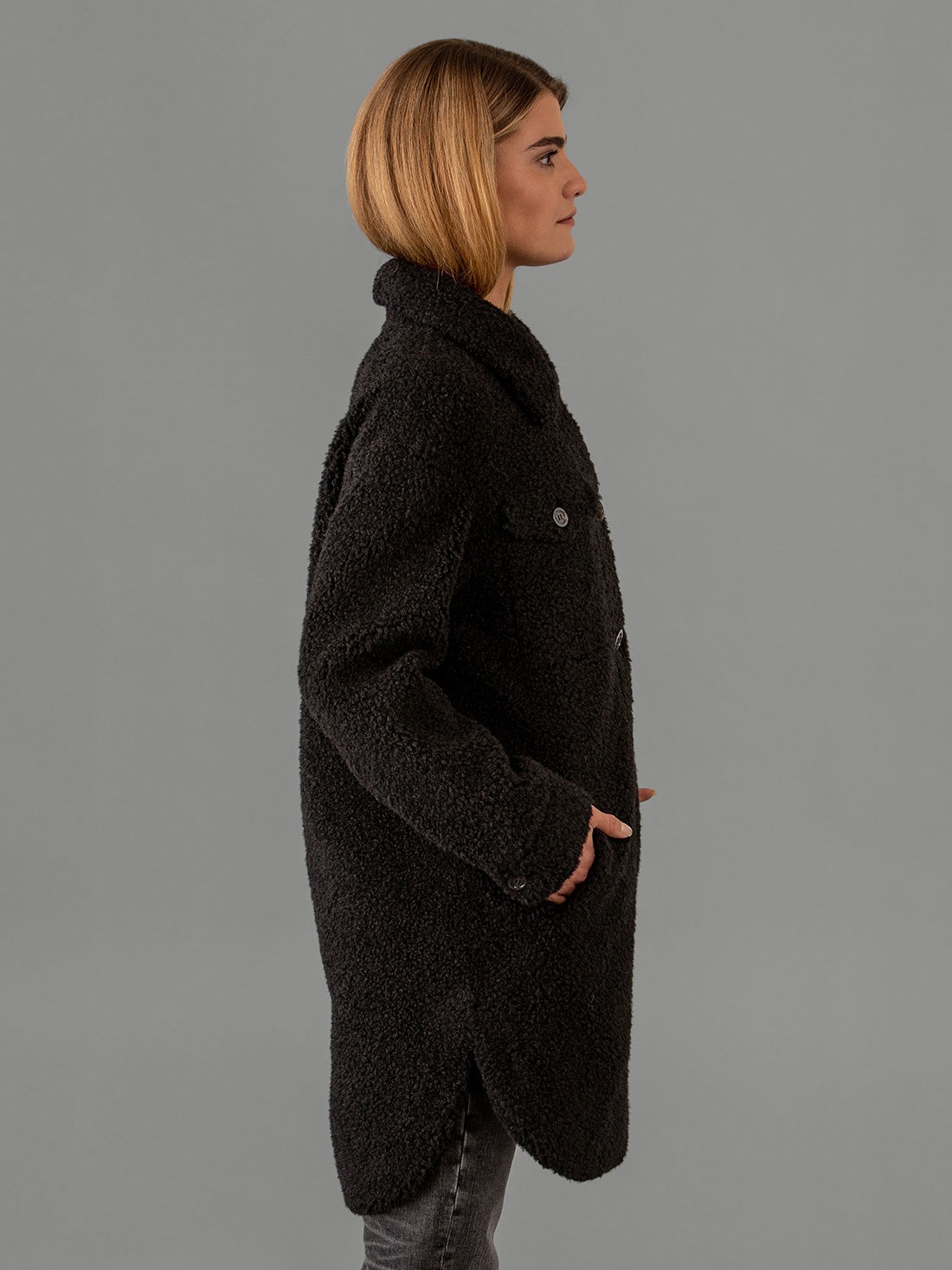 Detailansicht von Teddy-Mantel von OAKWOOD