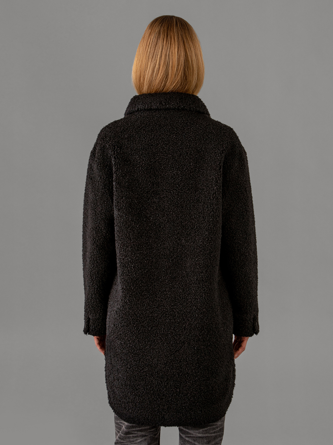Detailansicht von Teddy-Mantel von OAKWOOD