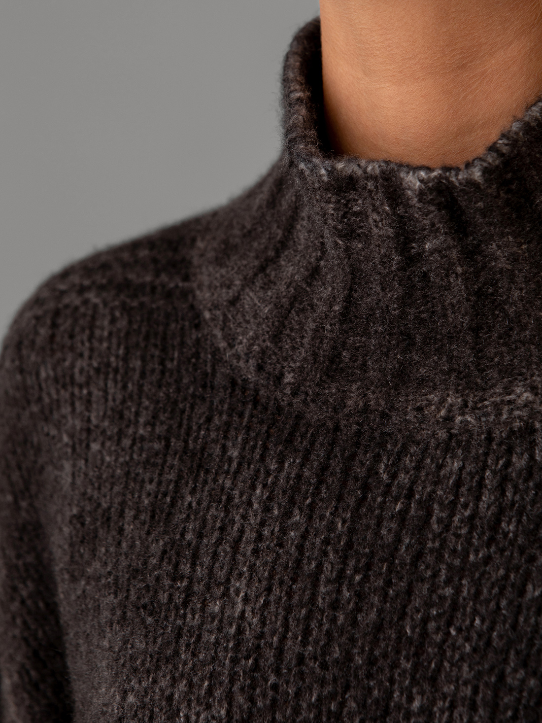 Detailansicht von Pullover aus Cashmere von AVANT TOI