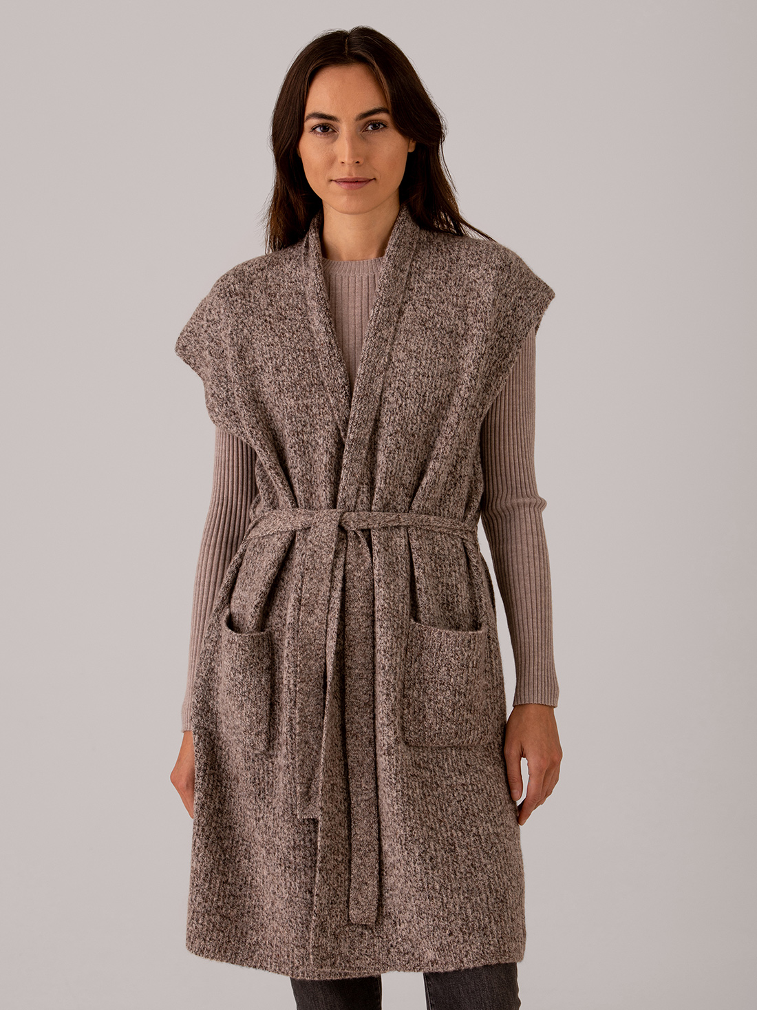 Detailansicht von Strickweste von JC SOPHIE