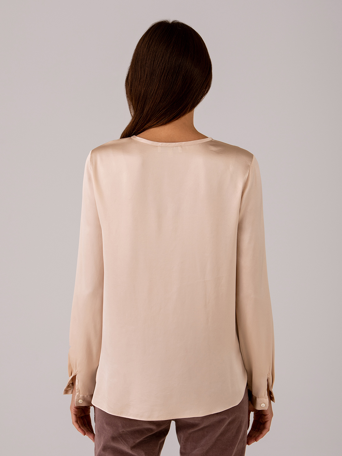 Detailansicht von Seidenbluse von ANTONELLI