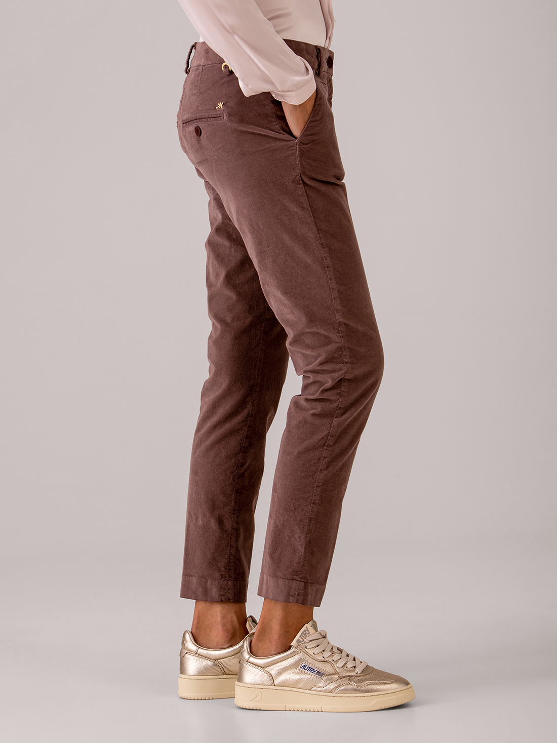 Detailansicht von Chinohose aus Samt von MASON’S