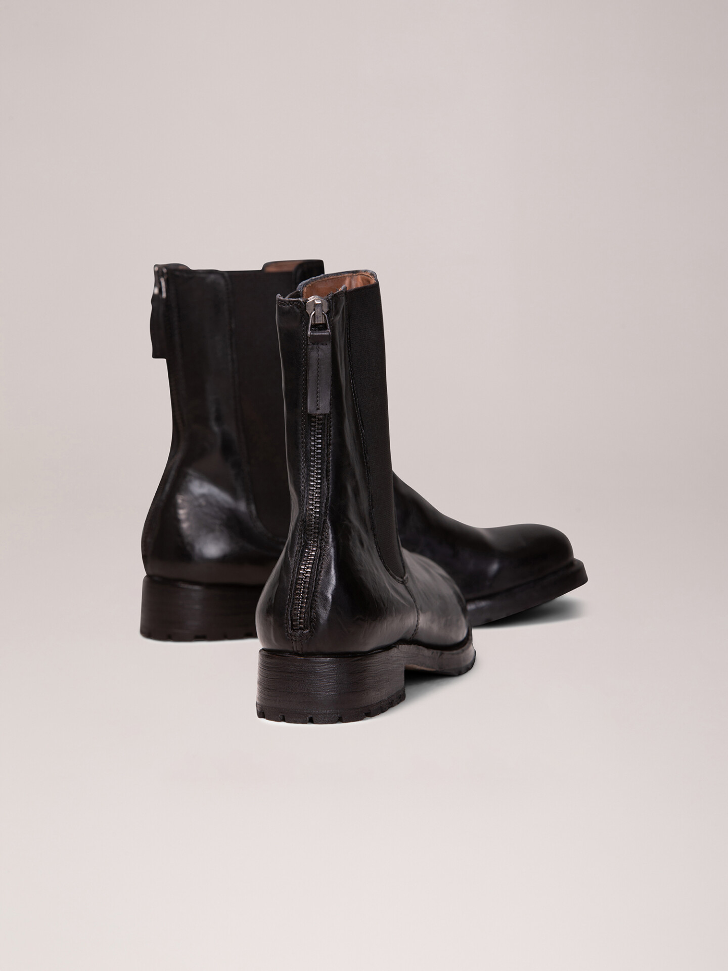 Detailansicht von Lederstiefelette von CORDWAINER