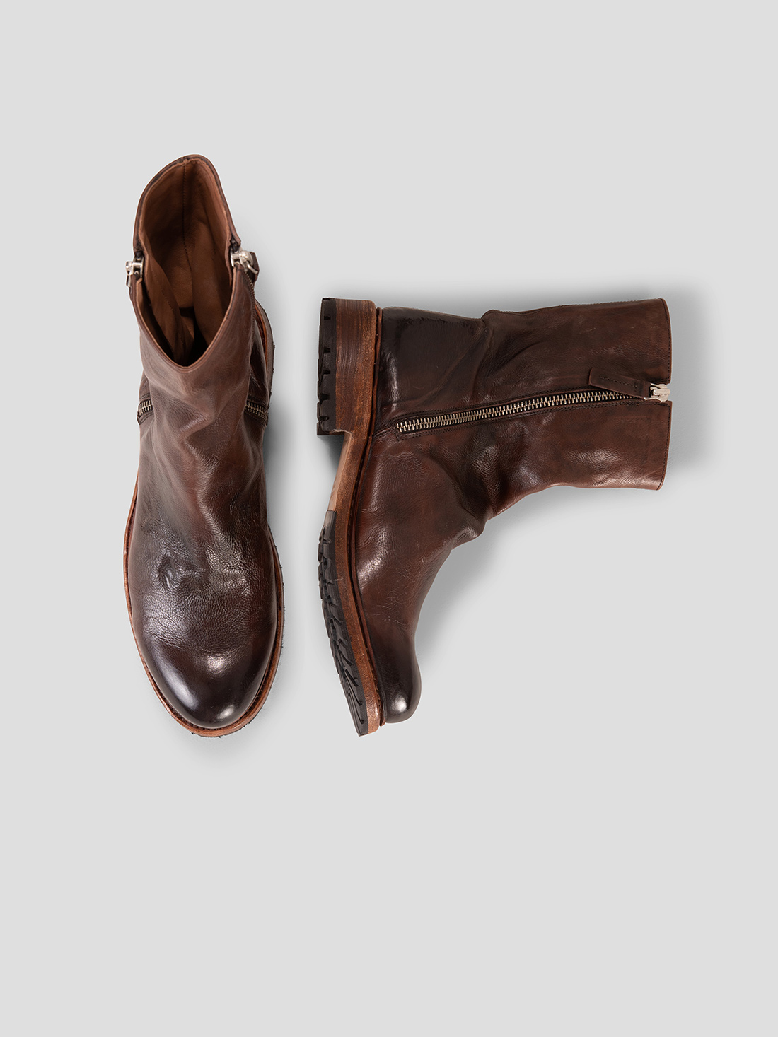 Detailansicht von Lederstiefelette von CORDWAINER