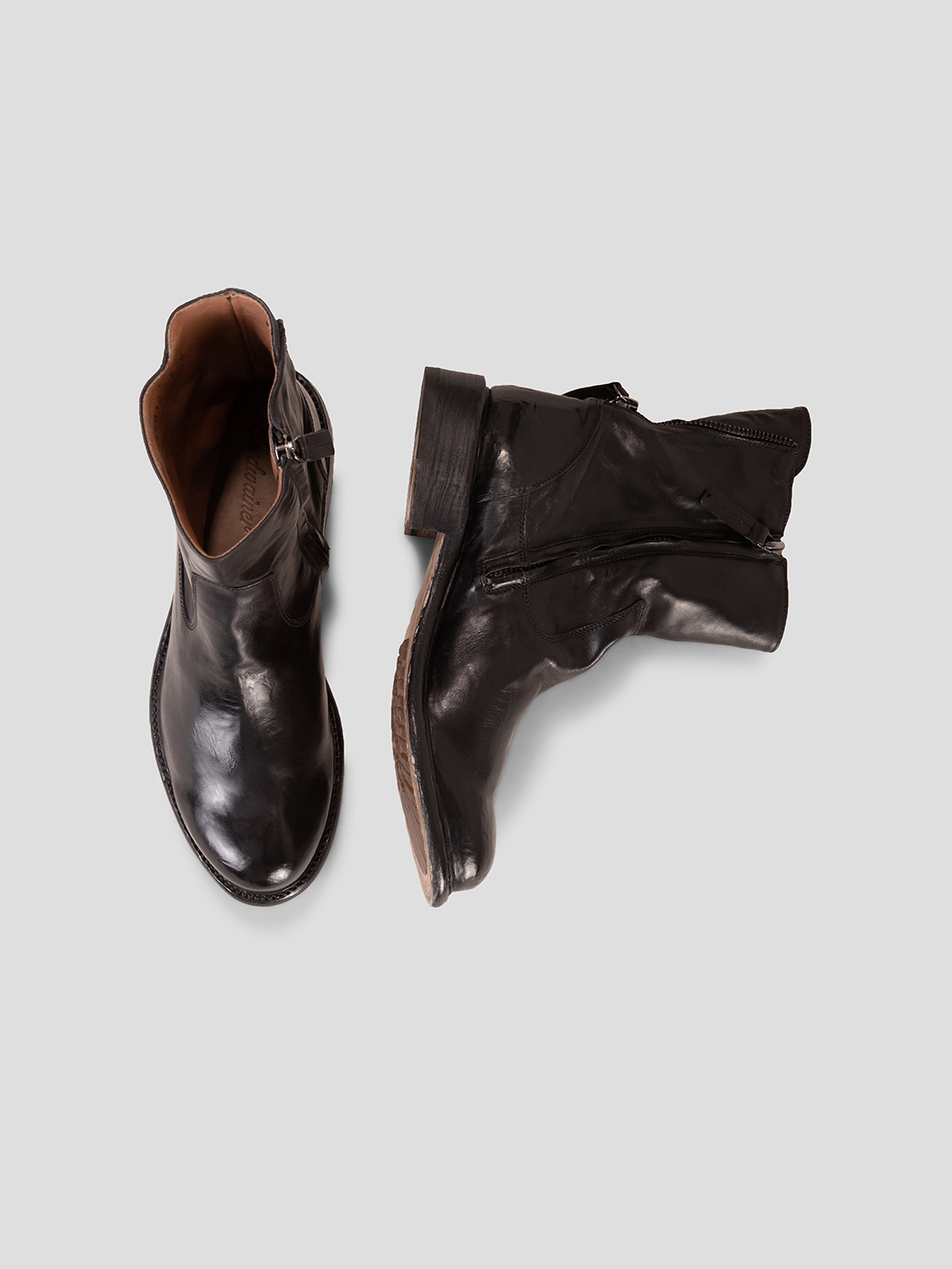 Detailansicht von Lederstiefelette von CORDWAINER