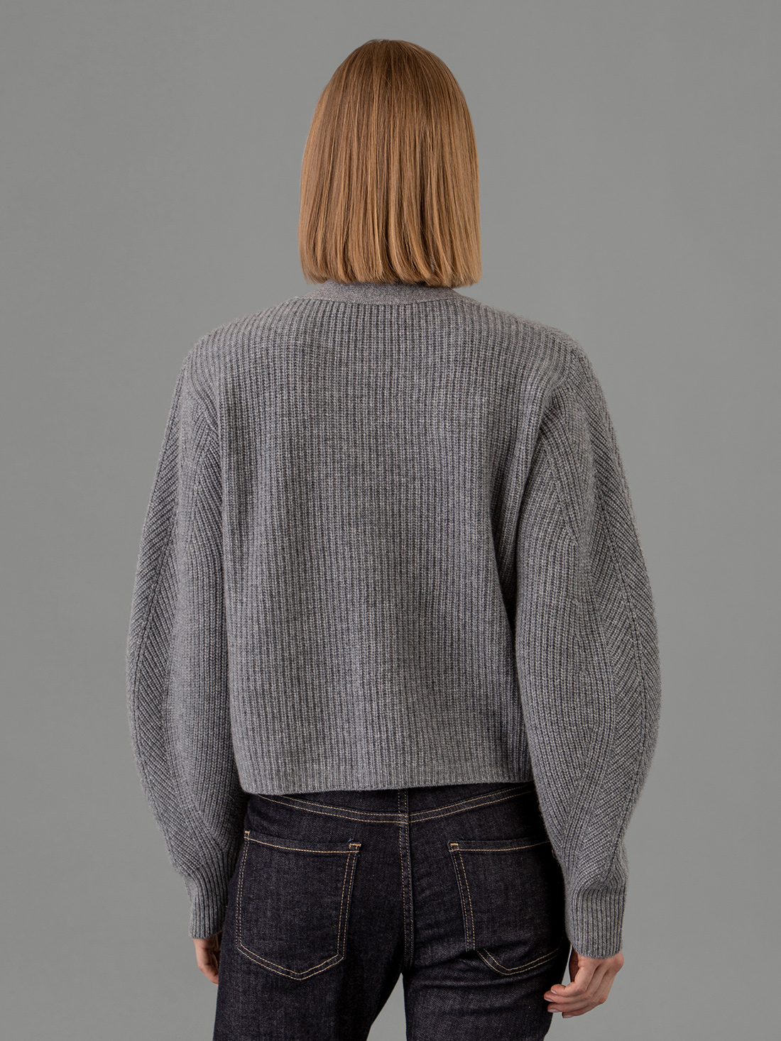 Detailansicht von Strickjacke aus Cashmere von LISA YANG