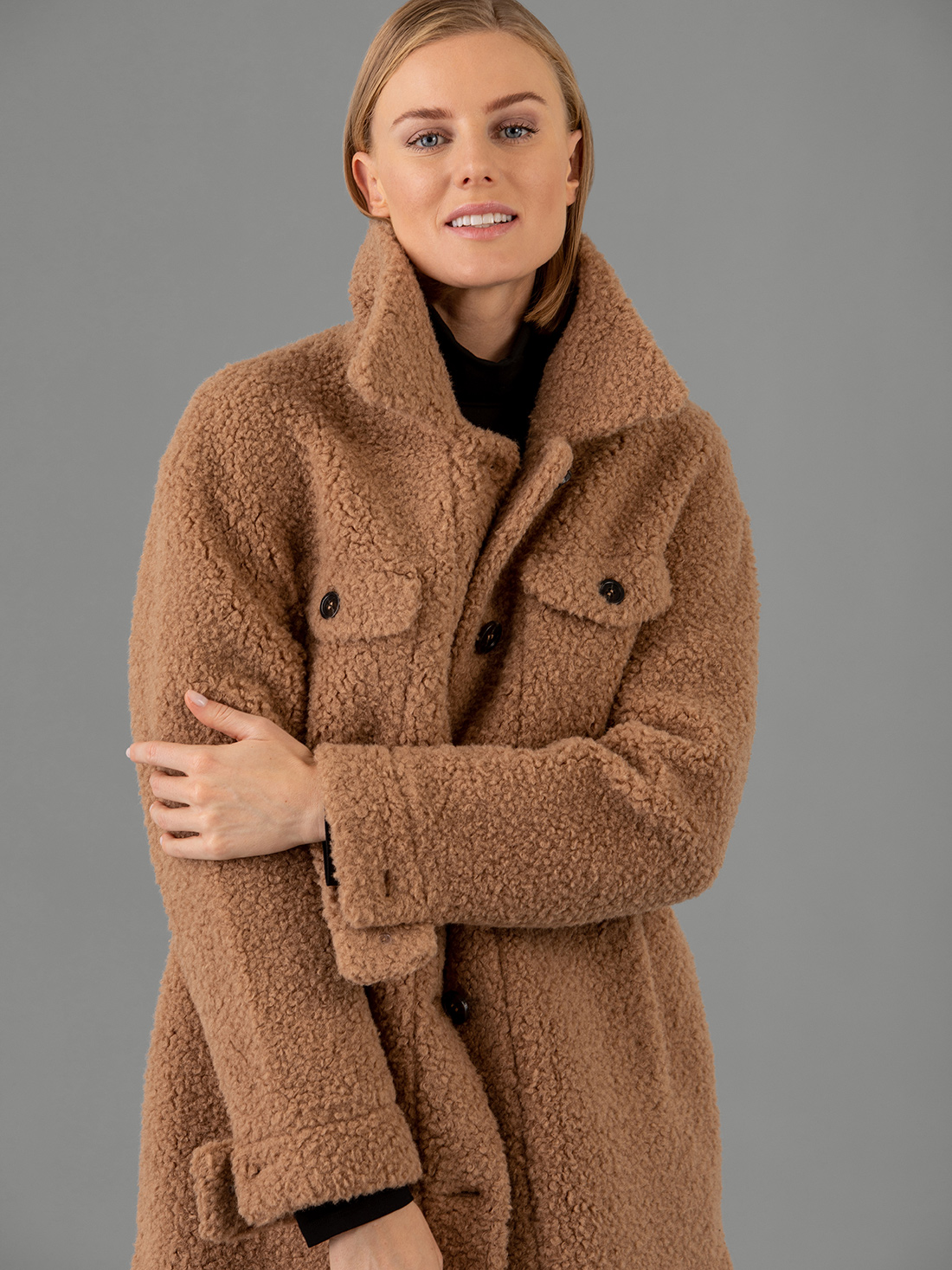 Detailansicht von Teddyfell Mantel von OAKWOOD