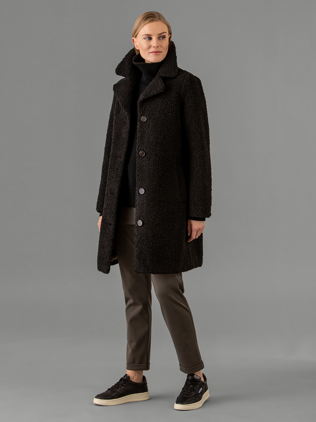Detailansicht von Teddy-Mantel von OAKWOOD