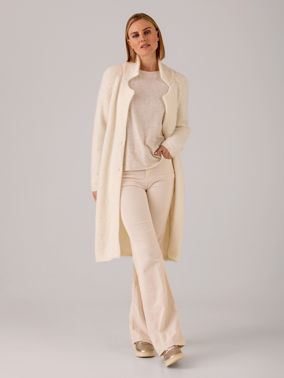 Detailansicht von Strickjacke von BELLAMY