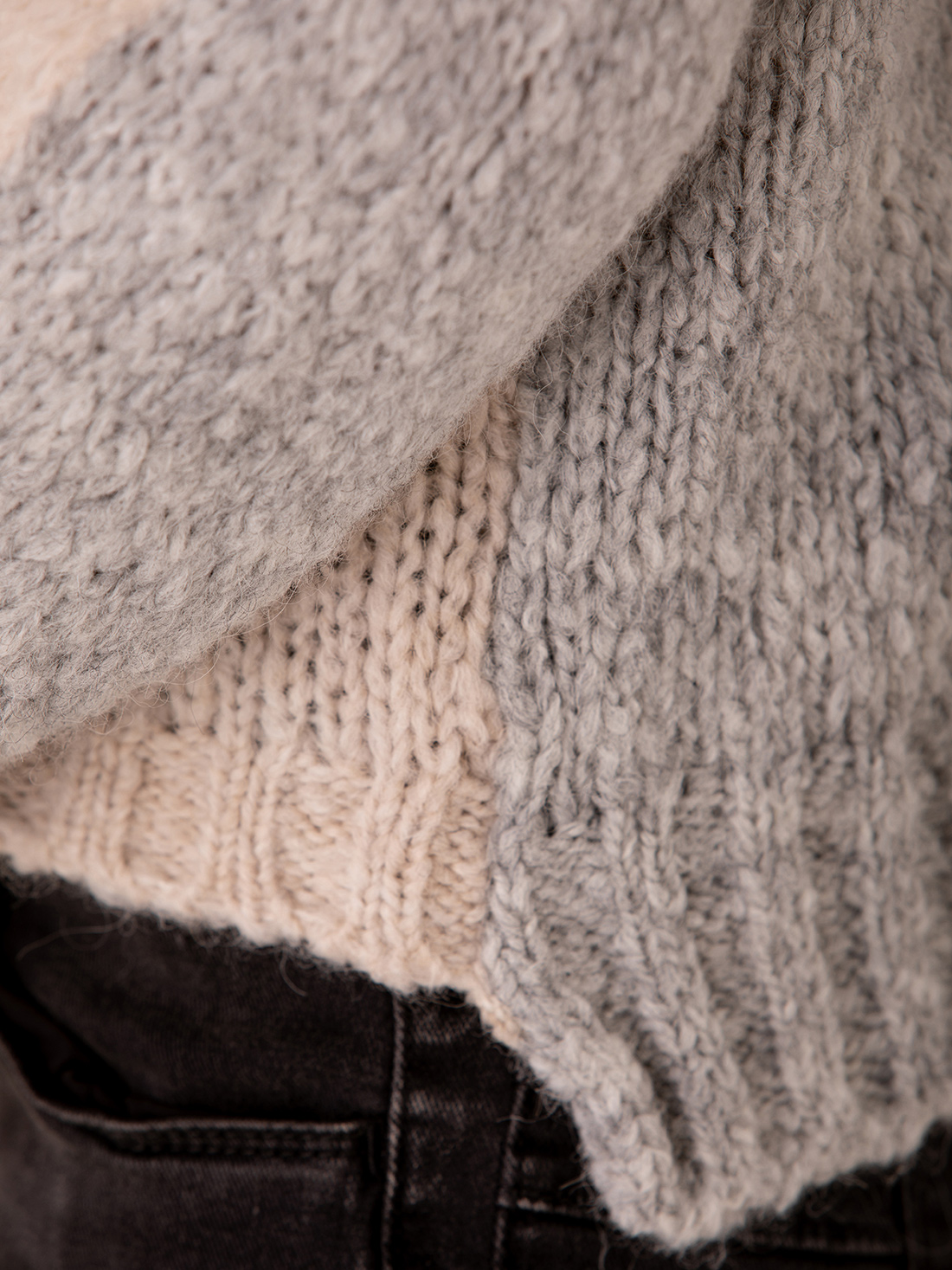 Detailansicht von Pullover von BELLAMY