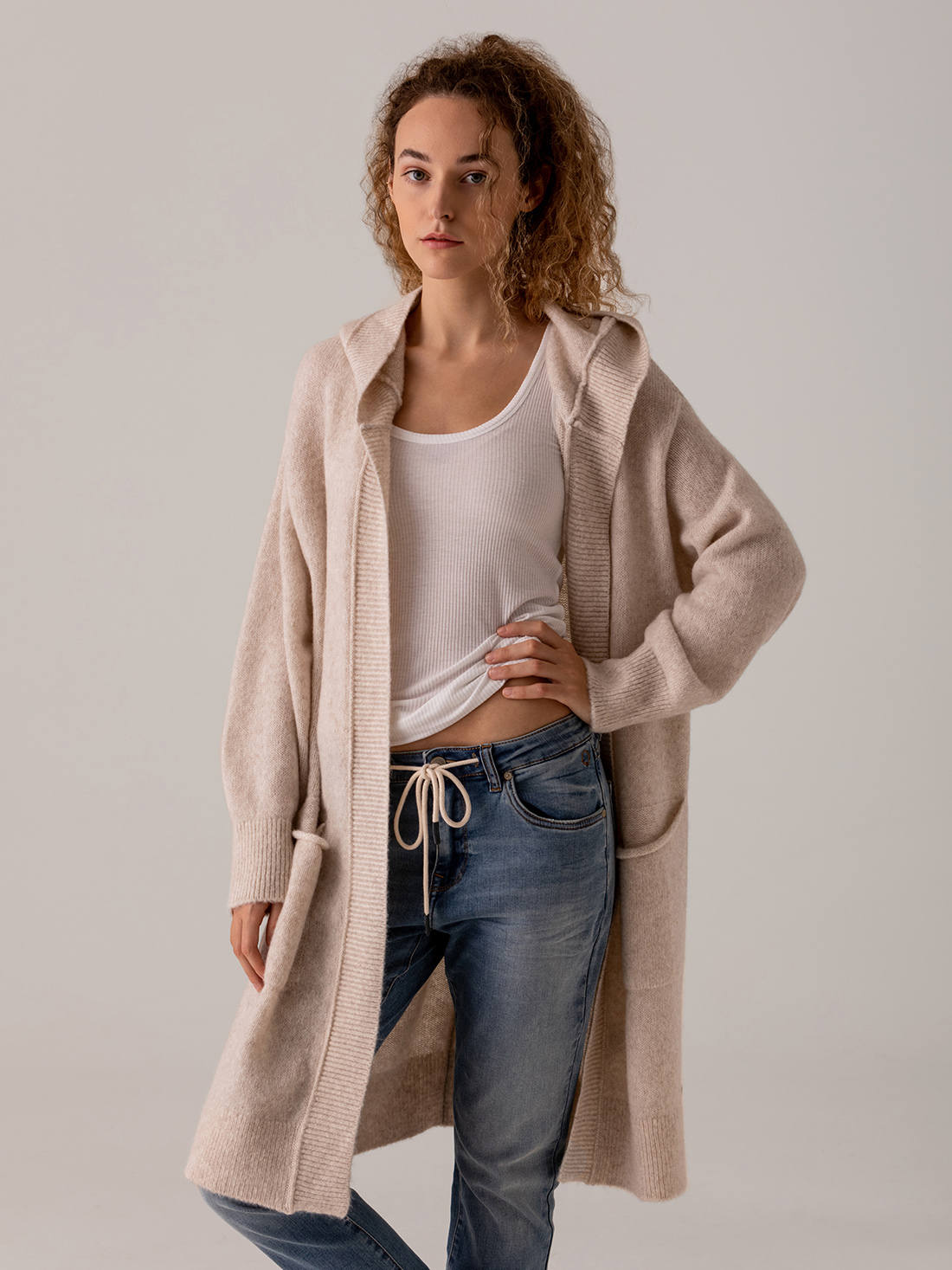 Detailansicht von Langer Cardigan von BETTER RICH