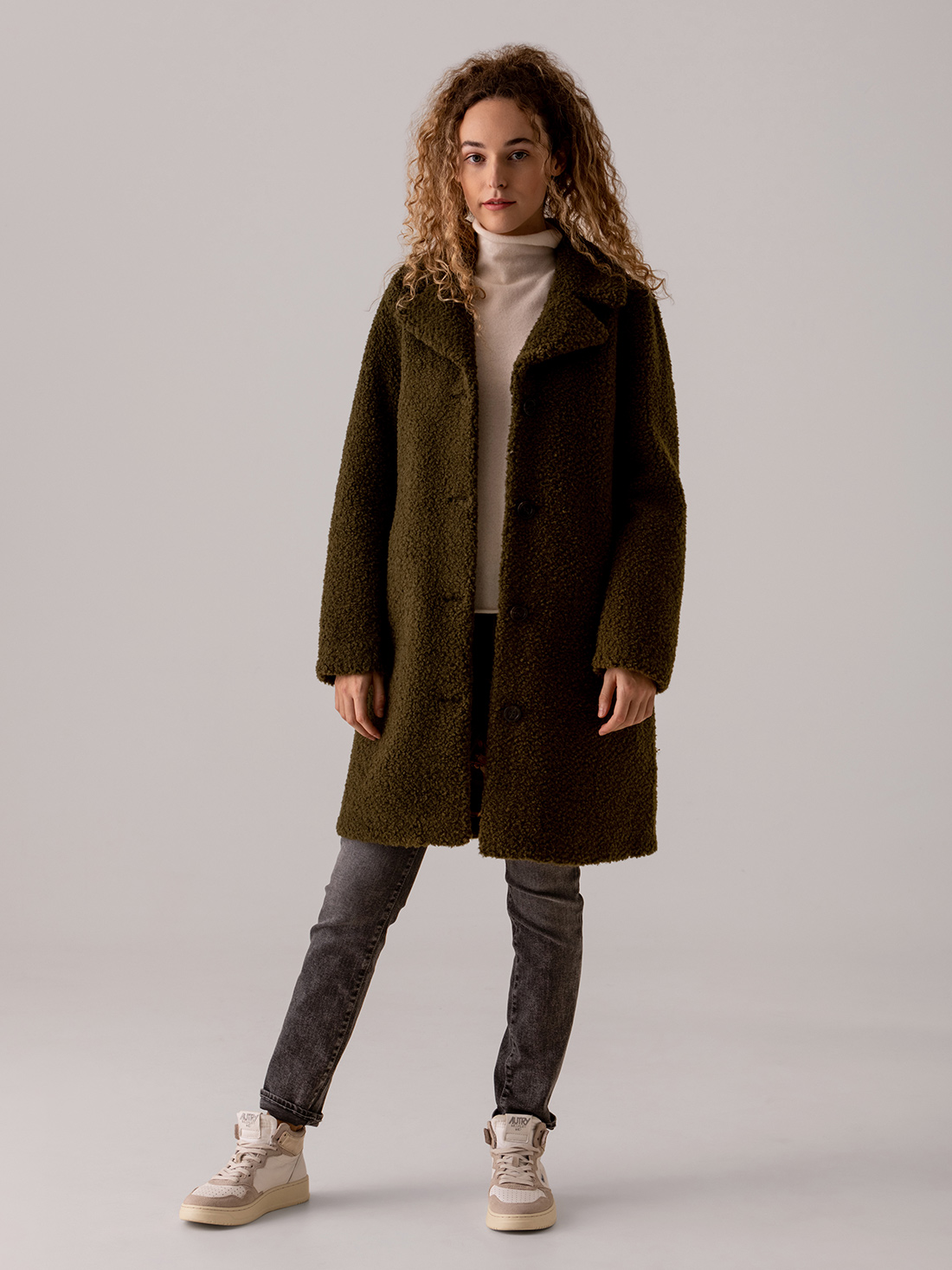 Detailansicht von Teddy-Mantel von OAKWOOD