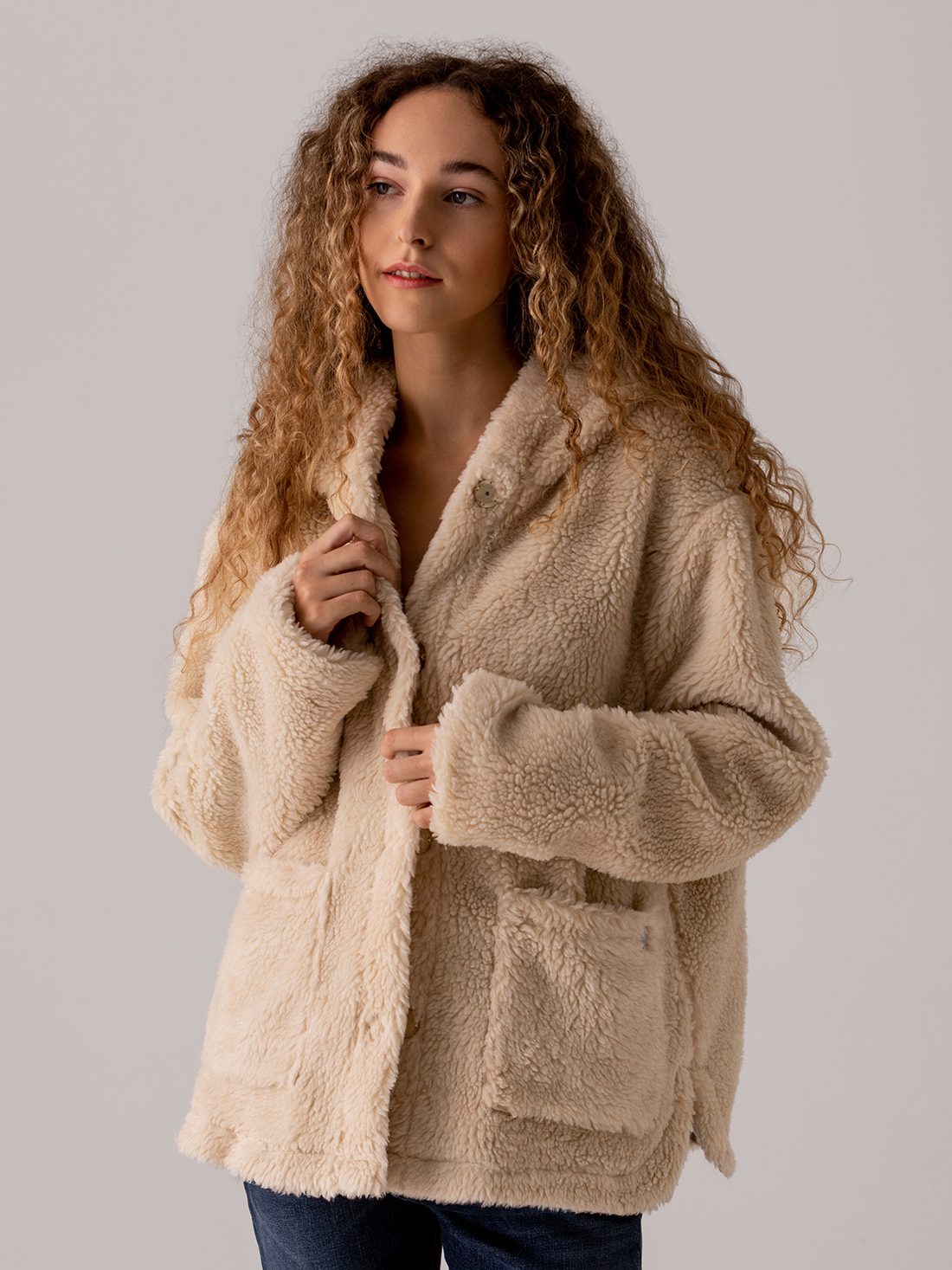 Detailansicht von Teddy-Jacke von BETTER RICH