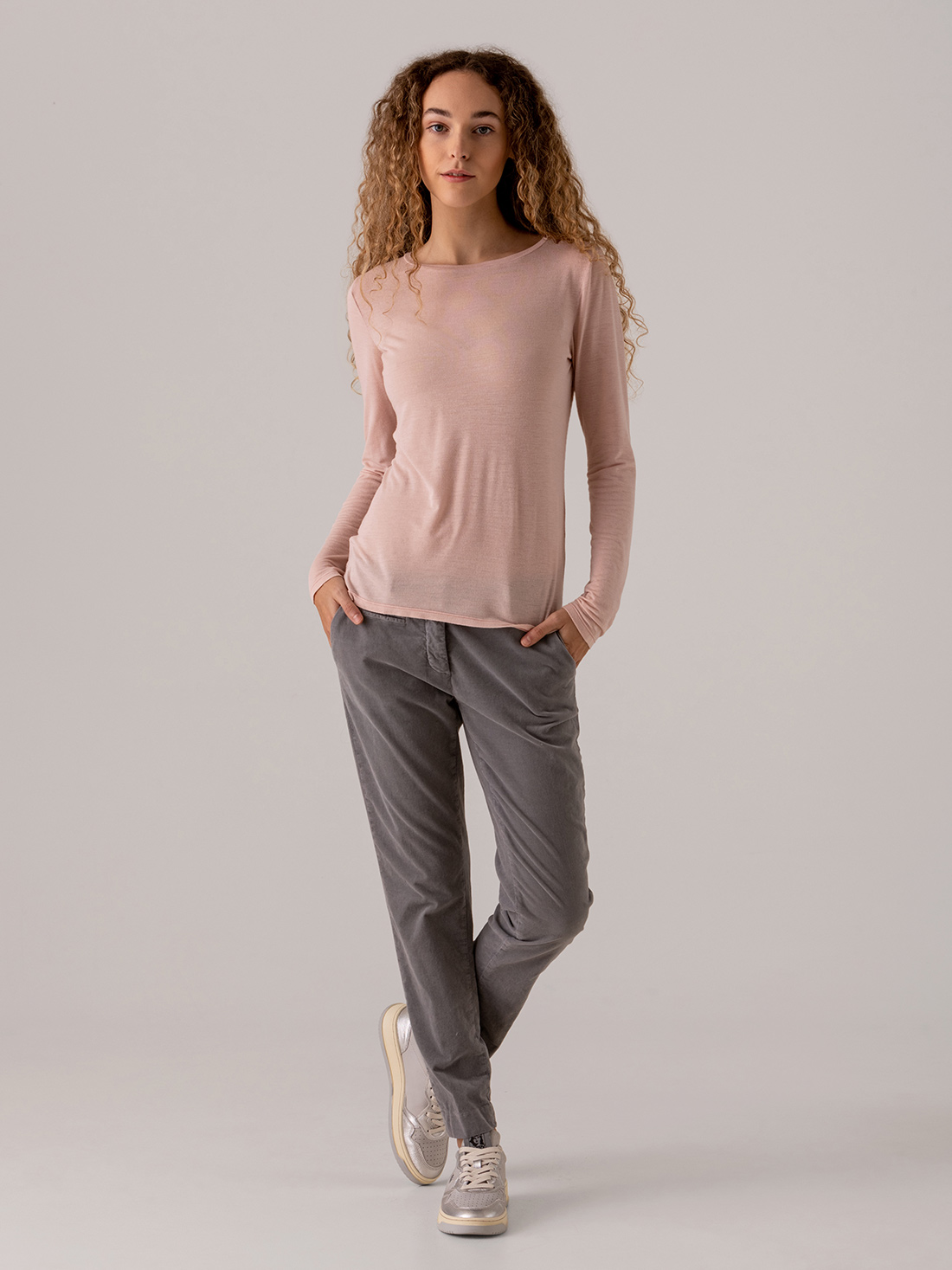 Detailansicht von Langarmshirt aus Modal von ANTONELLI