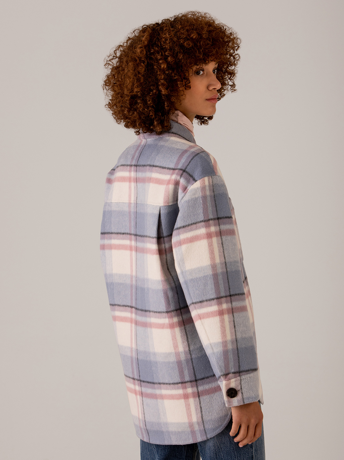 Detailansicht von Hemdjacke von RAILS