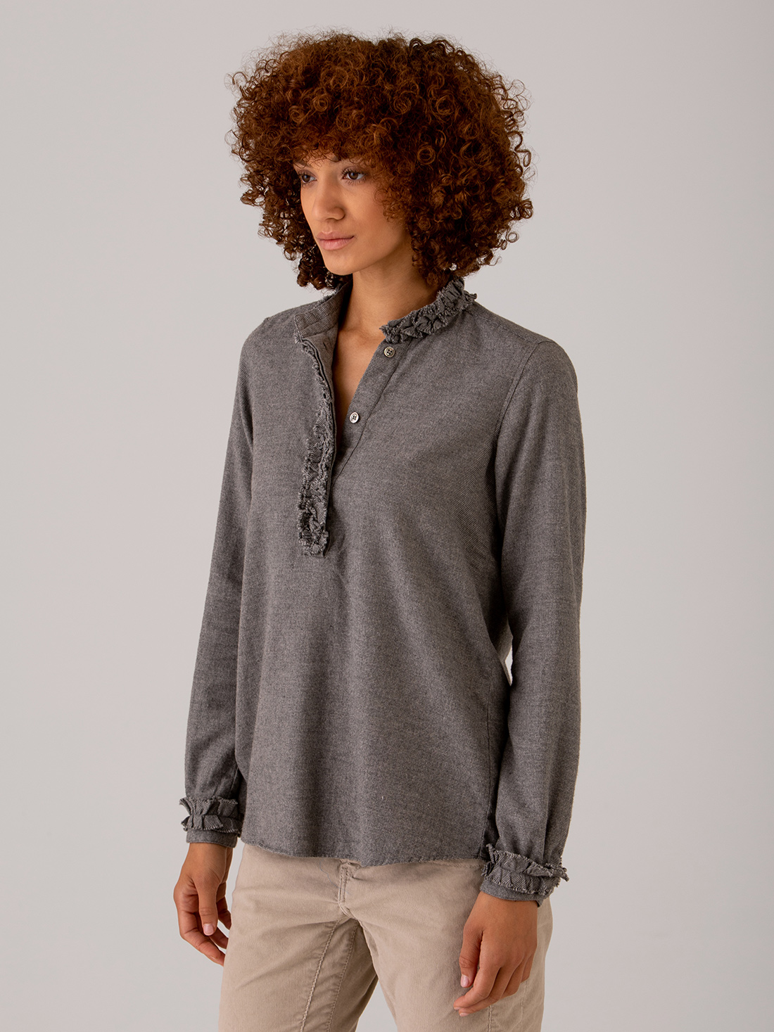 Detailansicht von Baumwollbluse von AGLINI