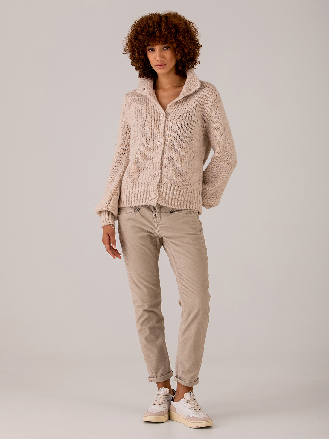 Detailansicht von Strickjacke von BELLAMY