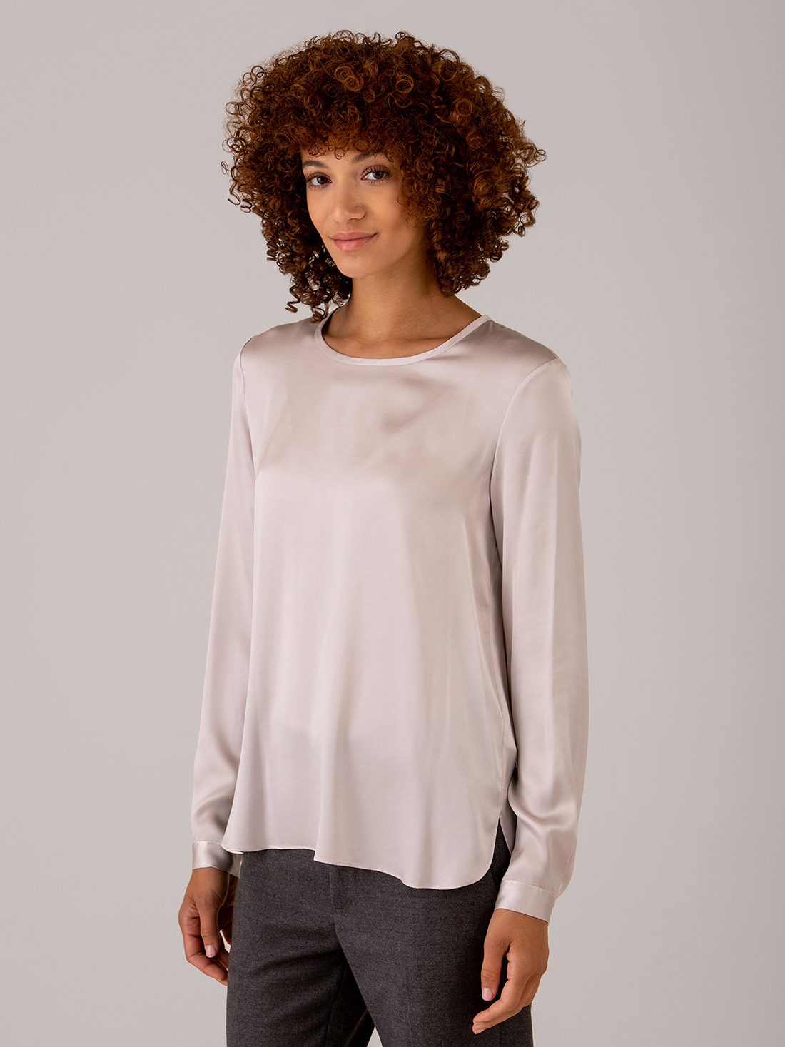 Detailansicht von Seidenbluse von ANTONELLI