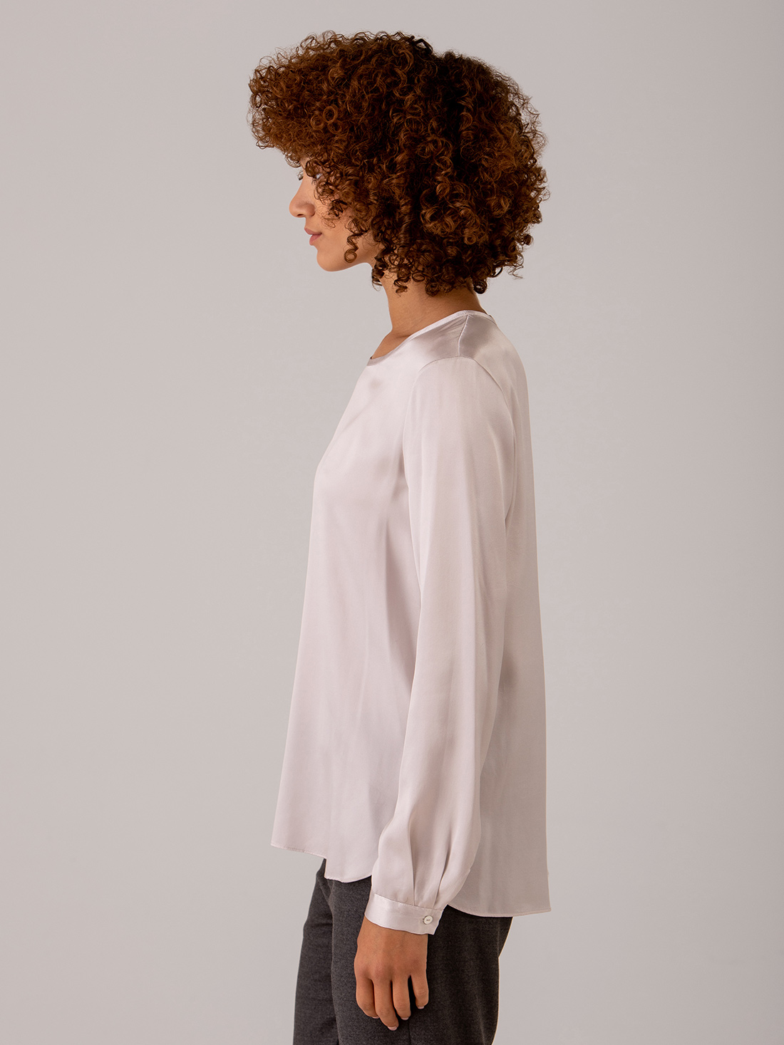 Detailansicht von Seidenbluse von ANTONELLI