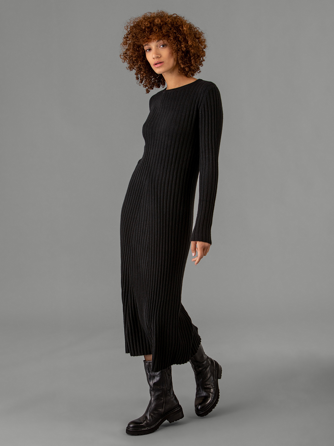 Detailansicht von Maxi-Strickkleid aus Cashmere von LISA YANG