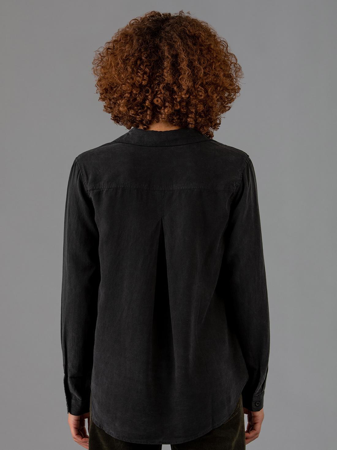 Detailansicht von Hemdbluse von BELLA DAHL