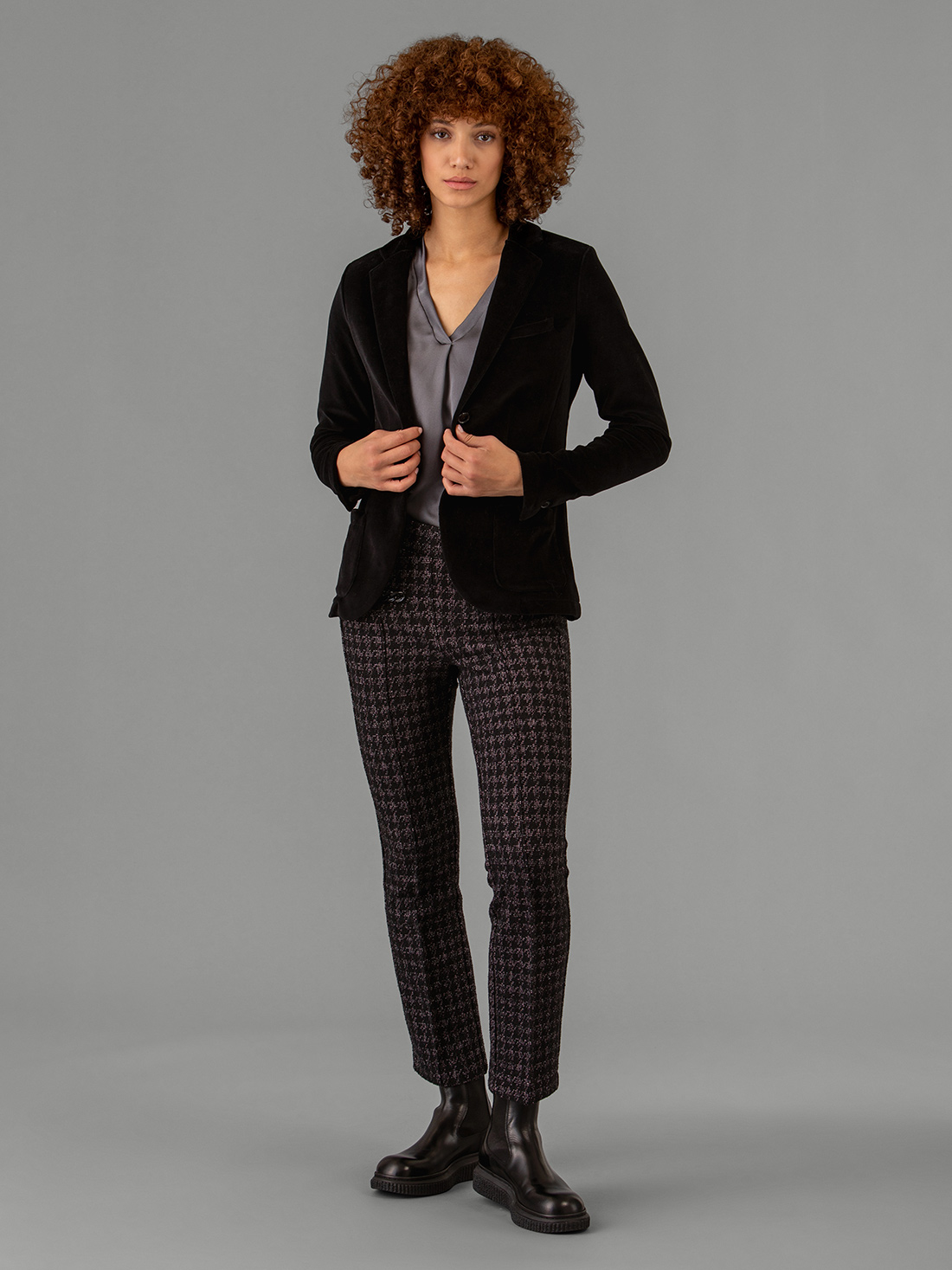 Detailansicht von Samtblazer aus Baumwolle von DANIELS