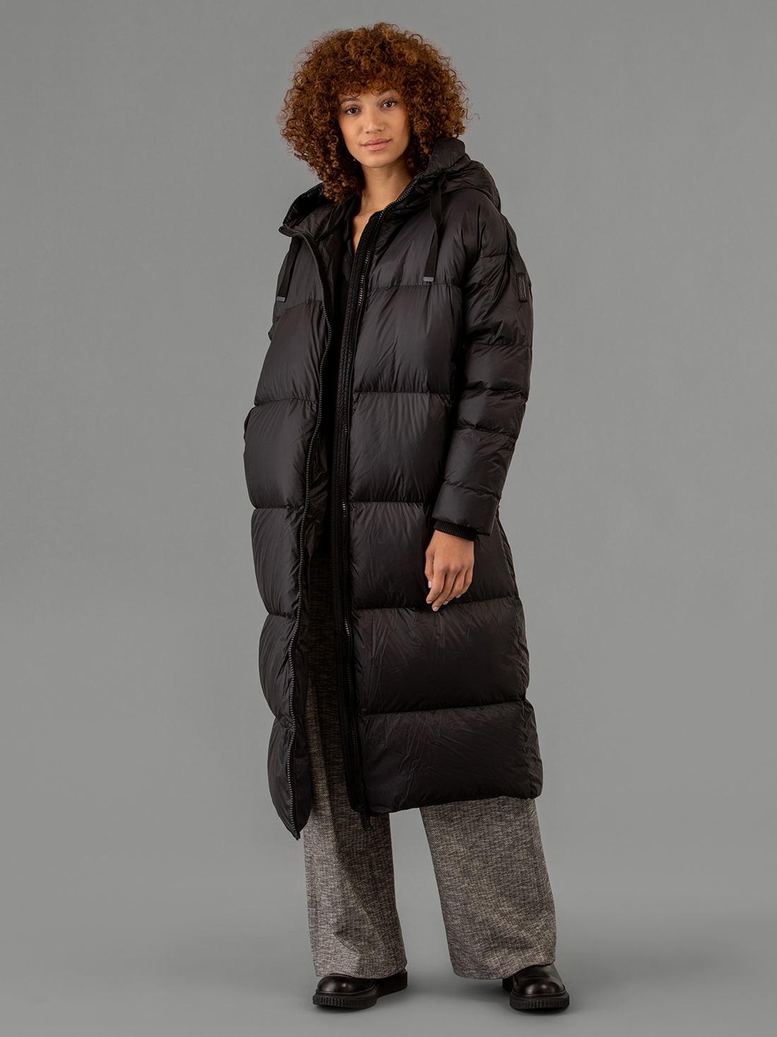 Detailansicht von Langer Daunenmantel von BOMBOOGIE