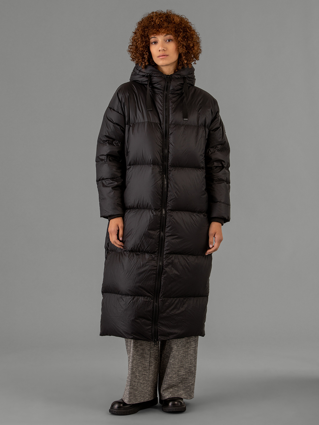 Detailansicht von Langer Daunenmantel von BOMBOOGIE