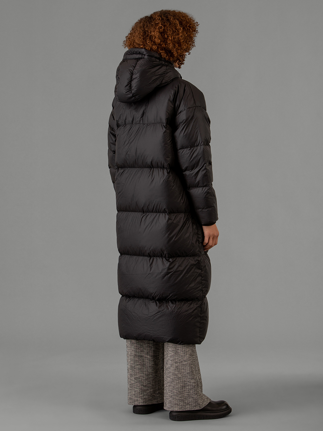 Detailansicht von Langer Daunenmantel von BOMBOOGIE